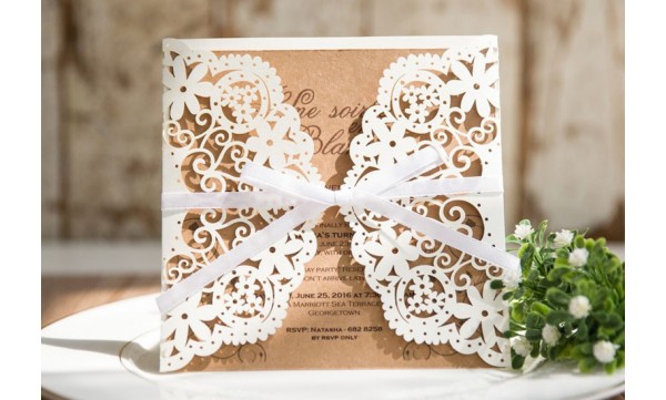 Hochzeitseinladungen Vintage Mit Edlem Lasercut