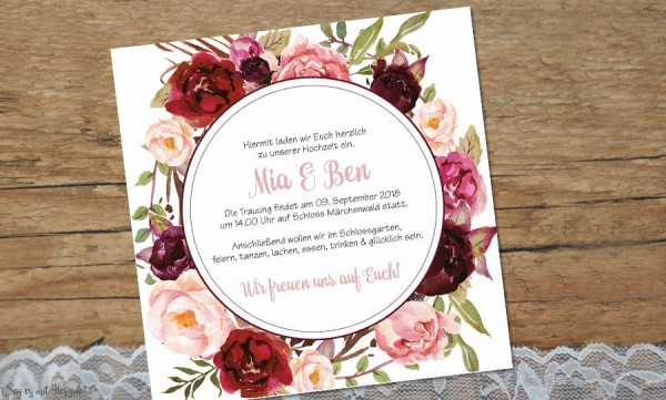 Hochzeitseinladung Blumenkranz Bordeaux Rot Rosa